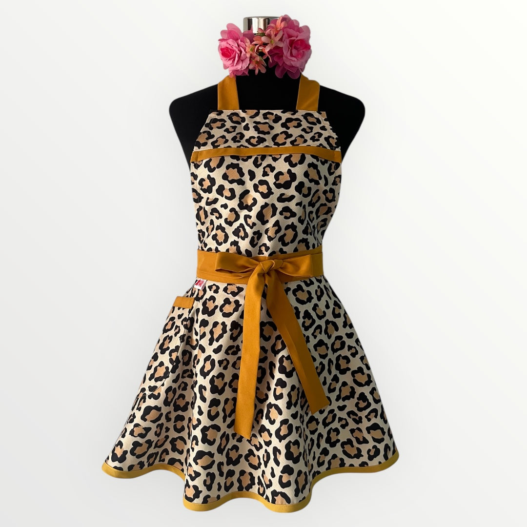 Delantal Impermeable Pin up animal print mostaza